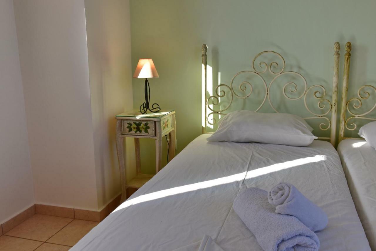 Anais Apartments Megas Limnionas Екстер'єр фото