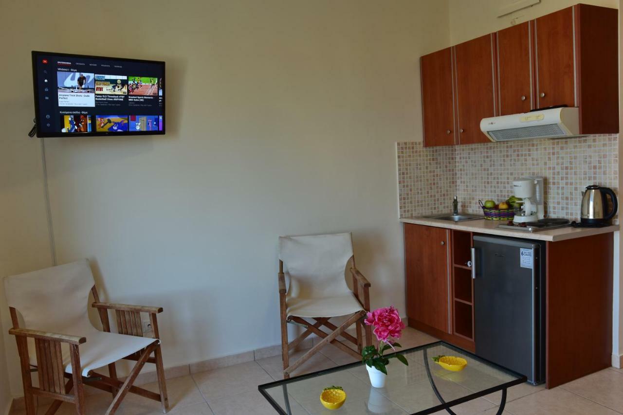 Anais Apartments Megas Limnionas Екстер'єр фото
