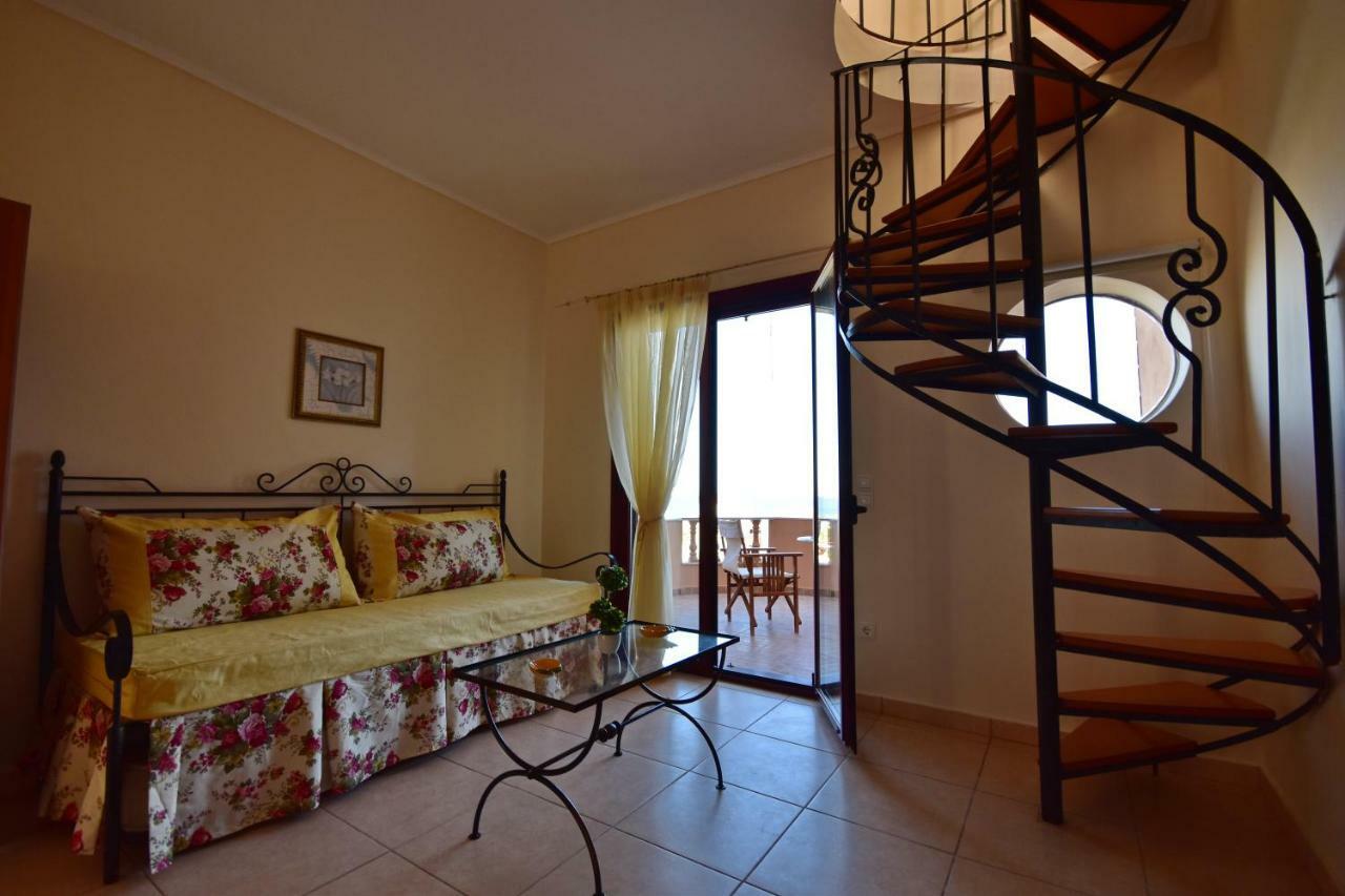 Anais Apartments Megas Limnionas Екстер'єр фото