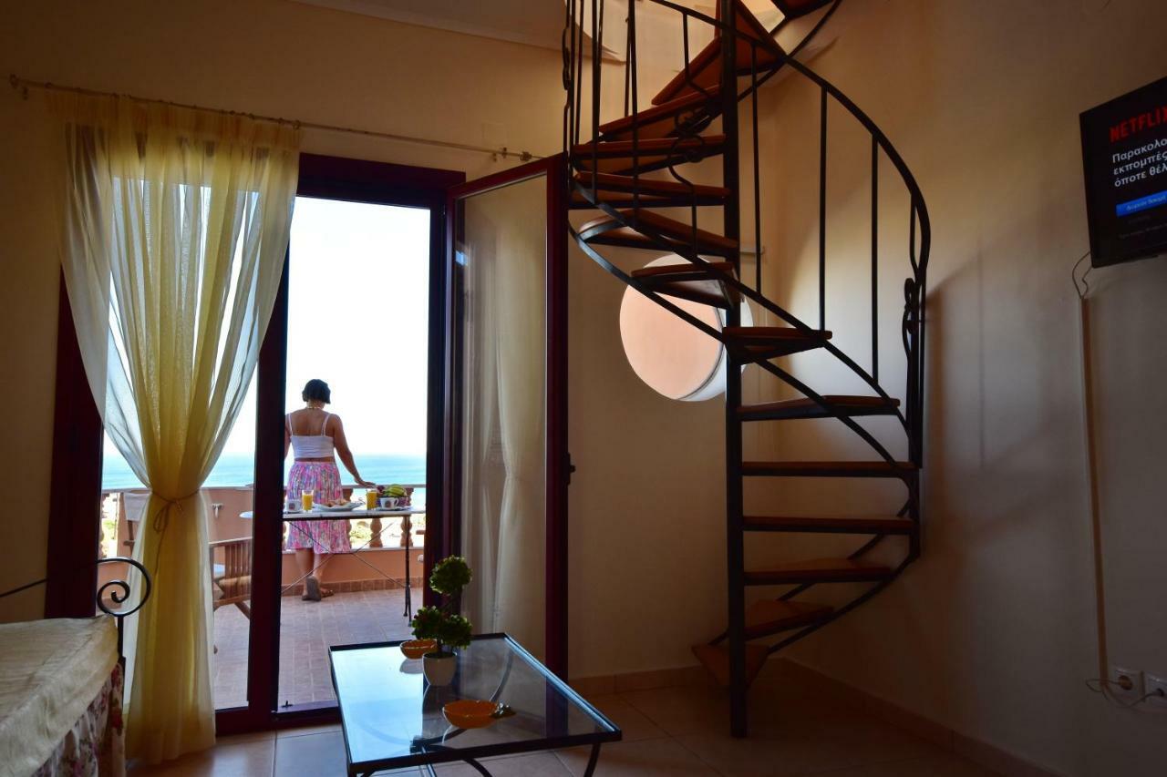 Anais Apartments Megas Limnionas Екстер'єр фото